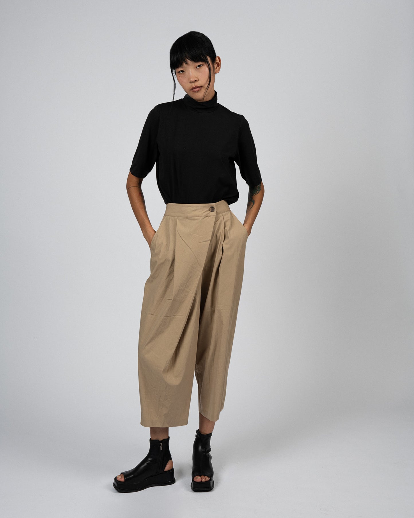 Mock Neck T-Shirt Black