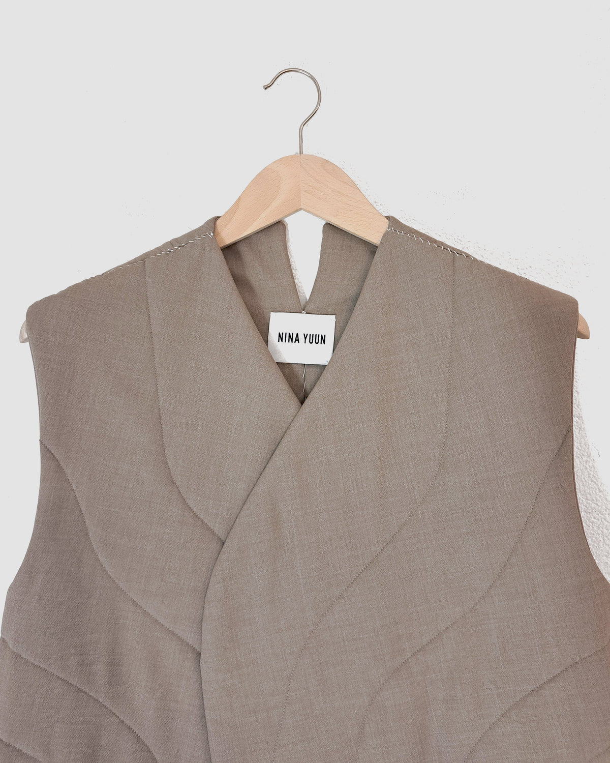 Nubi Vest Organic Taupe Wool