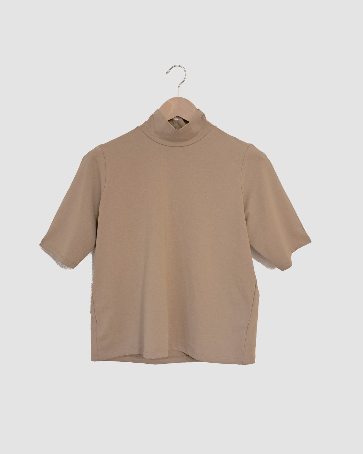 Mock Neck T-Shirt Capuccino