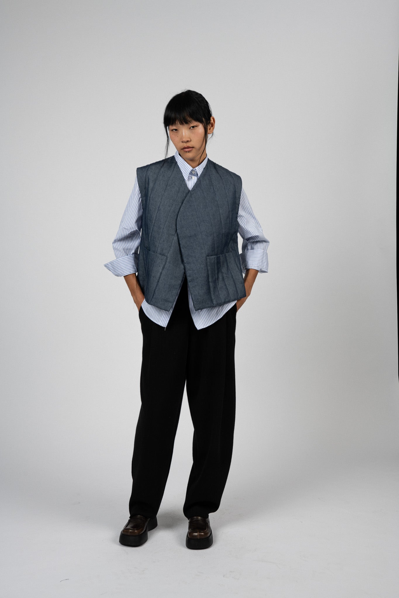 Nubi Vest Classic, Dark Denim