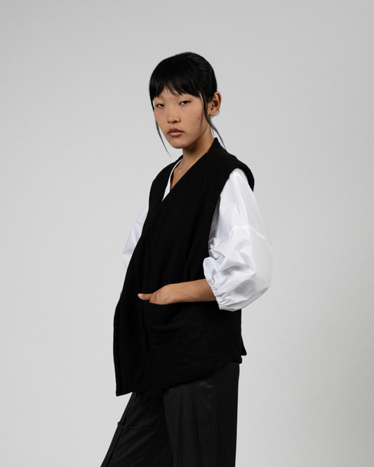 Nubi Vest Wide, Black