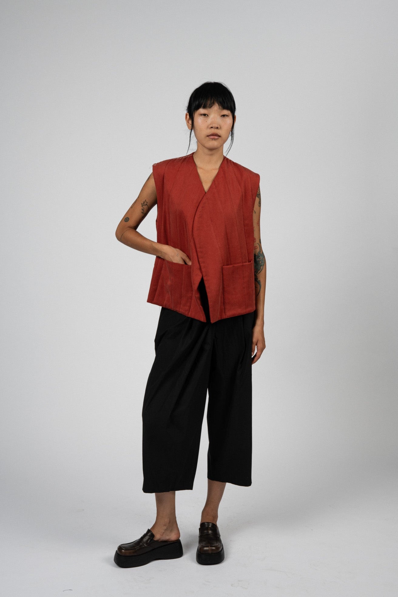 Nubi Vest Classic, Rot