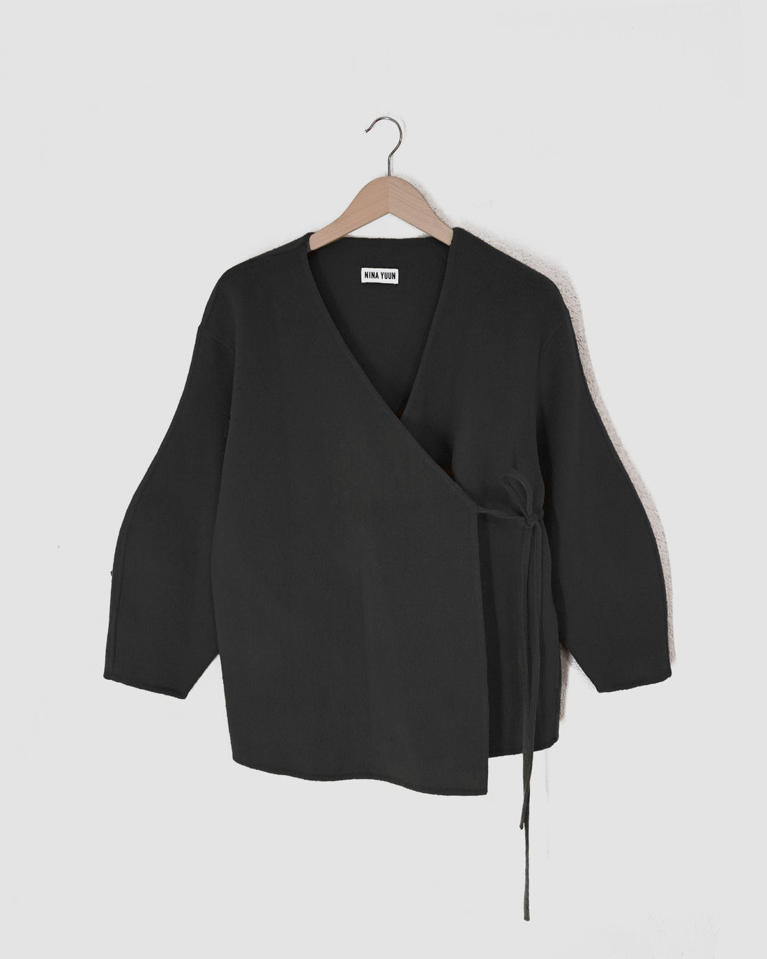 Wickeljacke mit Kaschmir, Schwarz