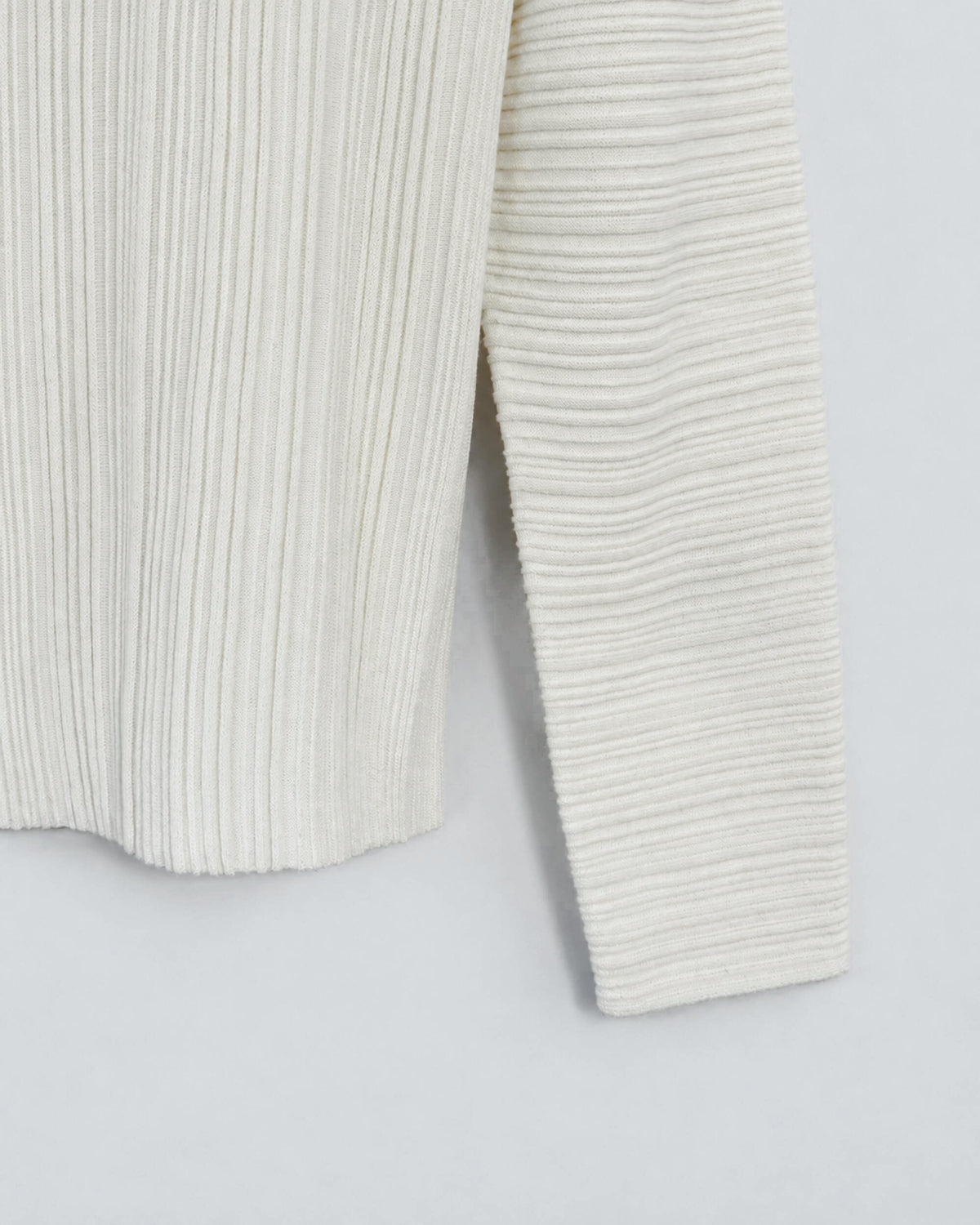 Woll-Baumwoll-Pullover mit Falten, Elfenbein