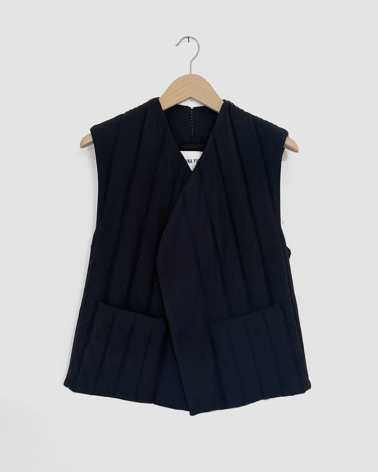 Swiss Nubi Vest Classic, 2 Colors